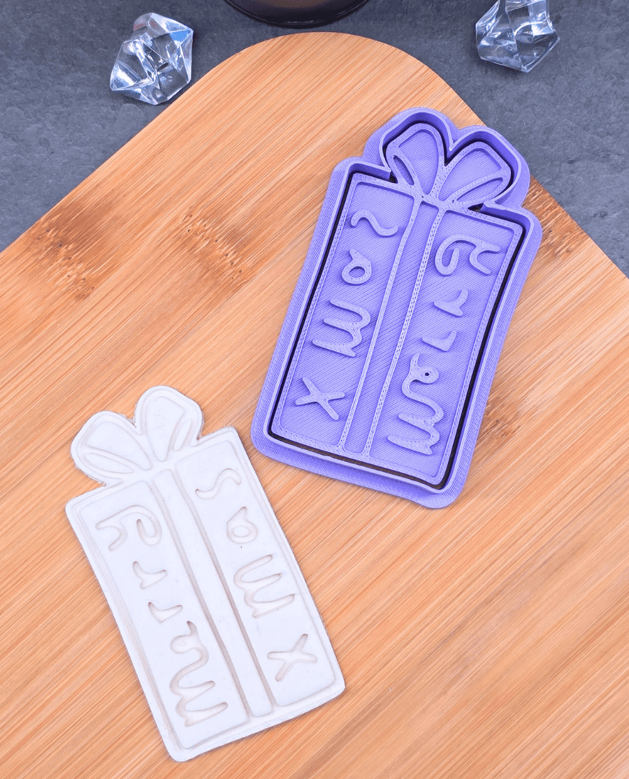 Sausainiu-formele-Kaledine-dezute-Merry-x-mas.png