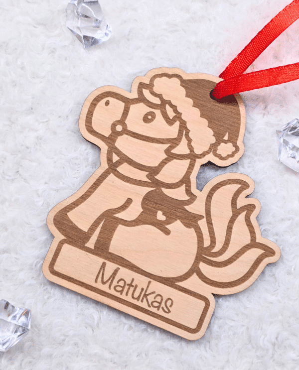 Kalėdiniai žaisliukai su vardu ar logo Arkliukas