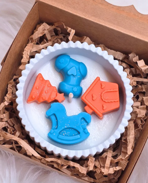 Rankų darbo sojų žvakė Linksmosios Kalėdos